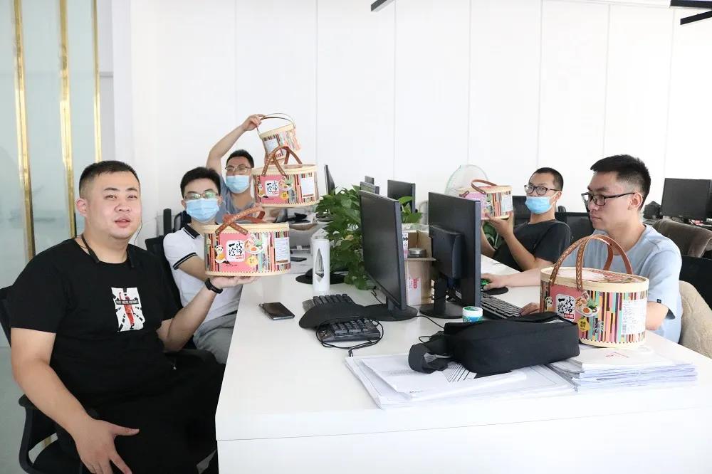 成人看片免费网站设计